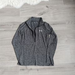 Under armour top
