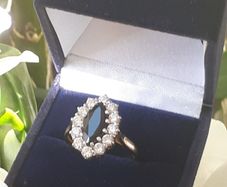 Vintage Gold Sapphire Cluster Ring