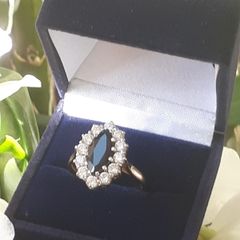 Vintage Gold Sapphire Cluster Ring