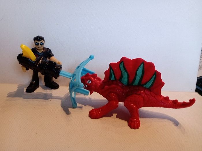 Imaginext Jurassic World Park Sub Dino Catcher and Dr Ian Malcolm Set