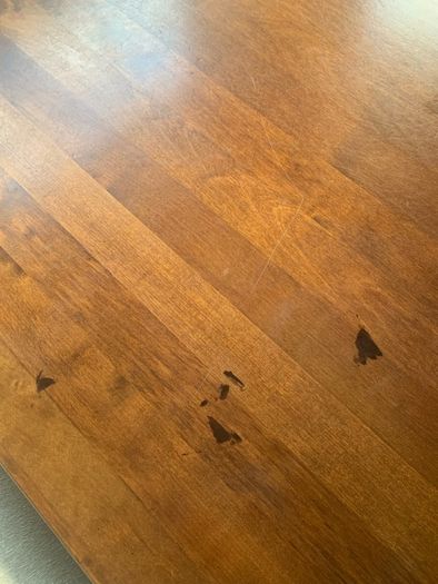 Dining Room Table & 6 chairs