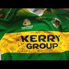 Signed 2004 Kerry Jersey.