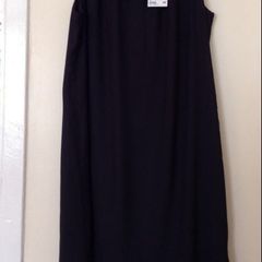 Ladies stunning BNWT dress size 14