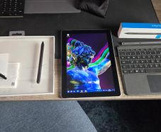 Microsoft surface go - 4415Y - 8gb - 128go