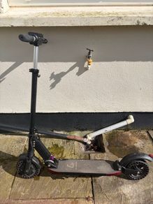 Electric scooter