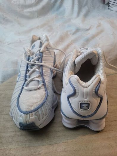 nike air shox size 3