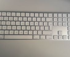 Apple Wireless Keyboard