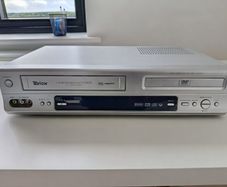 Tevion DVD player and VHS recorder