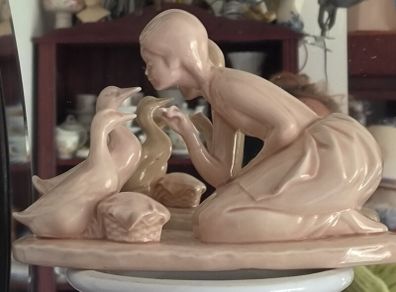 Title Rare Vintage Lladro Nao Figurine Girl Feeding Ducks Pink