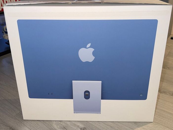 2024 M4 iMac - Blue