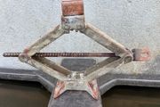 Nissan car jack