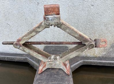 Nissan car jack