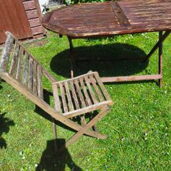 Garden table with 4 chairs for free