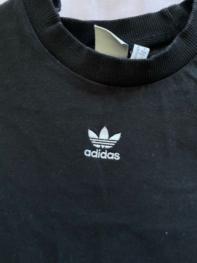 black adidas tshirt