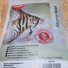 White sand for aquarium