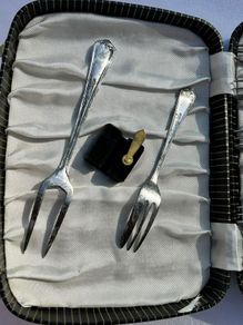 Vintage Set of 6 Silver Plated Cake Forks in Original Case - 1950s