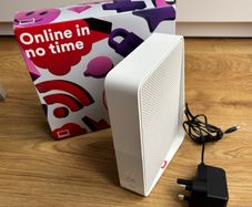 Cable Modem Wireless router Virgin Media Hub 3.0 VMDG500 / CH7465LG-VM