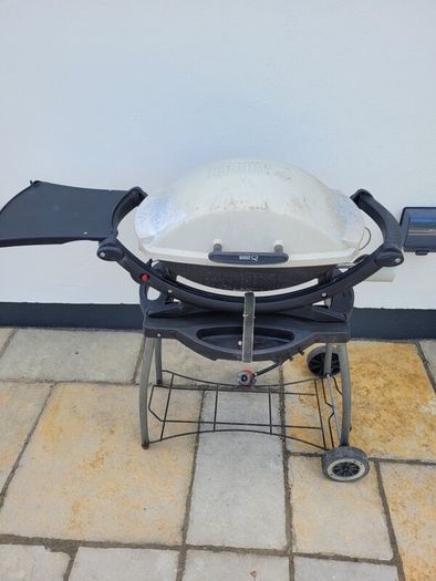 Weber Q200