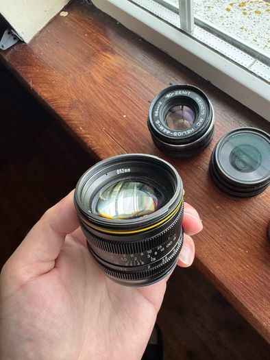Fujifilm X-S10 (Mint, 3k shots) + Viltrox 35mm + 4 Lenses Bundle