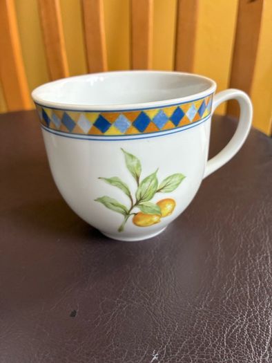 selection of cups and mugs
