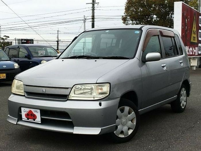 Wanted 1998-2000 Z10 Nissan Cube