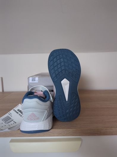 New Adidas,uk7