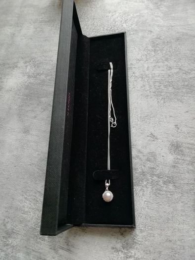 H. Samuel Pearl pendant with silver chain