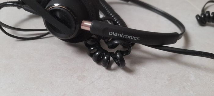 Plantronics HW520 Encorepro Noise Cancelling Over Head Binaural Headset