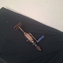 Small manual drill vintage tool possible to post
