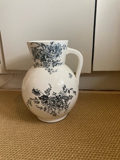 Large old Jug / vase blue white