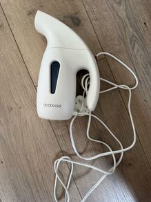 handheld clothes steamer