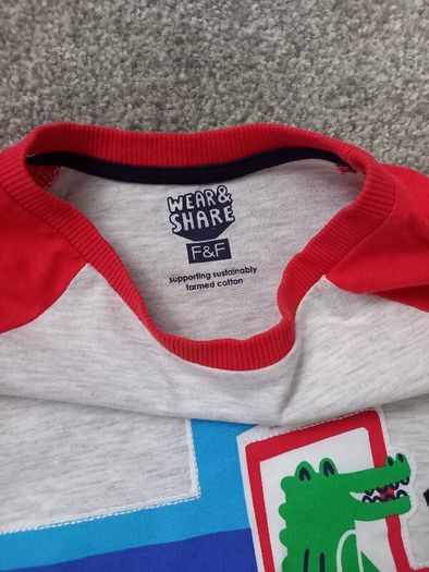 boys top.age4/5