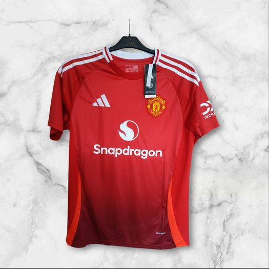 Man Utd ( B . Fernandes 8 ) Jersey .size : Large