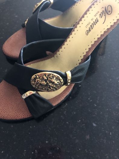 italian sandals