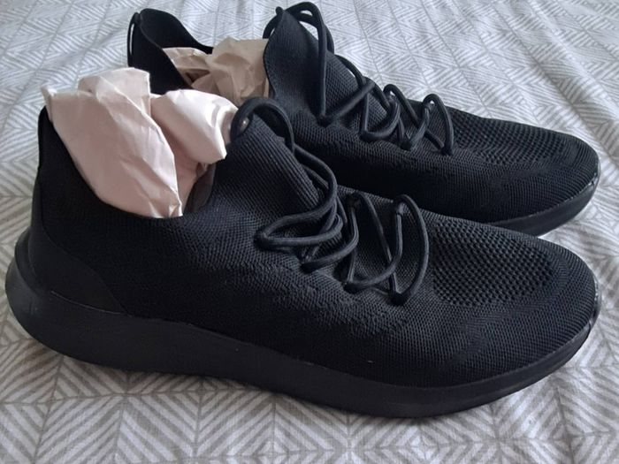 men's shoes
