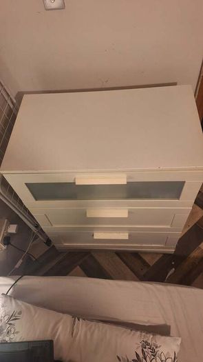 Free: King Size Divan Bed (150x200) + 2 Chests of Drawers - Collection Only