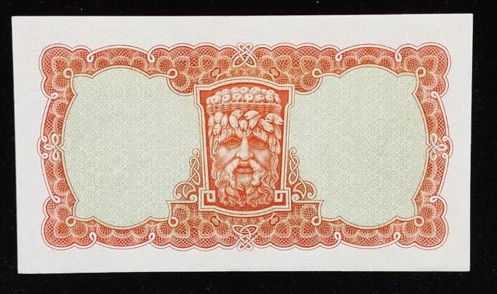 Ireland | 10 Shillings | Lady Lavery | 1968 | P.63a | 79 P 004004 | aUNC