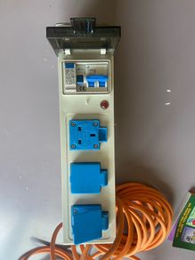 15m 230v mobile mains power unit