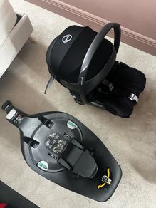 Cybex Cloud Z I-Size rotating car seat and base