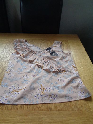 Ladies Sleeveless Top for Sale