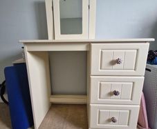 Vintage Style Dressing Table / Makeup Desk with Mirror