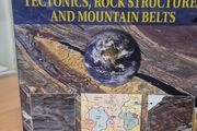 Introducing Tectonics, Rock Structures and Mountain Belts (Introducing Earth.(Paperback)