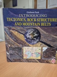 Introducing Tectonics, Rock Structures and Mountain Belts (Introducing Earth.(Paperback)