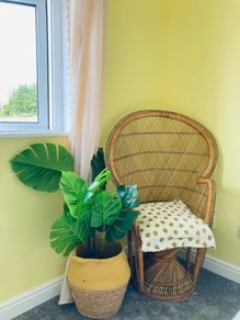 wicker peacock chair