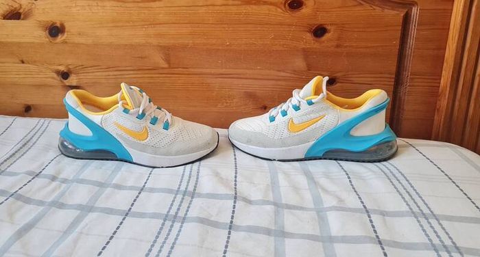 2022 nike air max go gs Size 5 eu 38 white/yellow in excellent condition