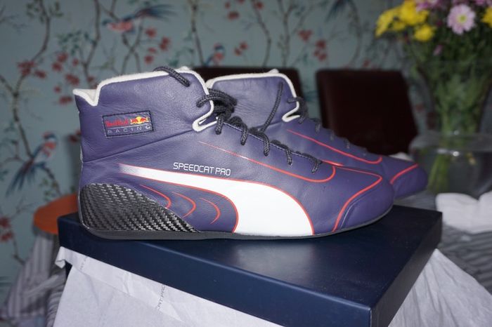 Red Bull Racing F1 Speedcat Pro Replica racing shoes