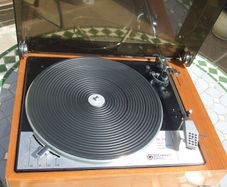 Goldring Lenco GL78 Turntable, Shure cartridge (Refurbished)