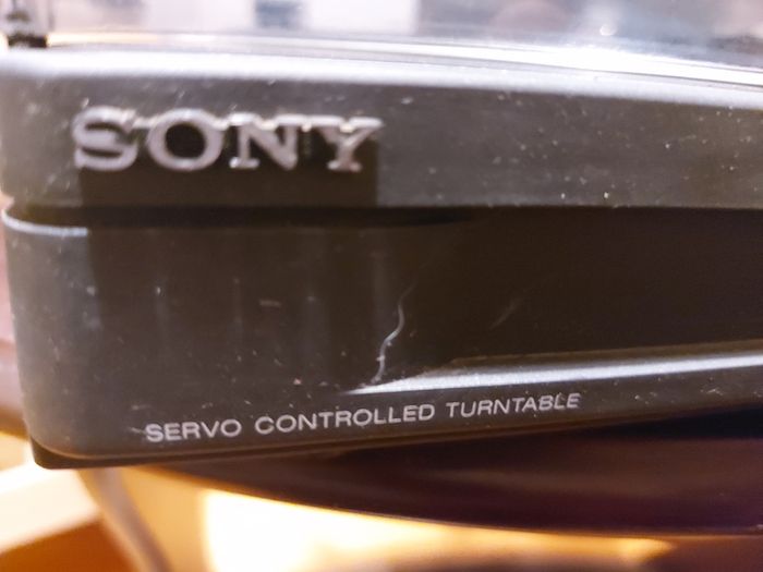 SONY Automatic Stereo Turntable System Model PS-LX46P