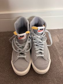 Nike Hi Top Size 5