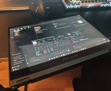 ASUS ROG FLOW X13 laptop 32GB DDR5 GTX 3050Ti 2-in-1 convertible 360degree flip